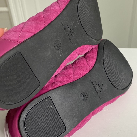 NWOT Isaac Mizrahi flats - Picture 7 of 10